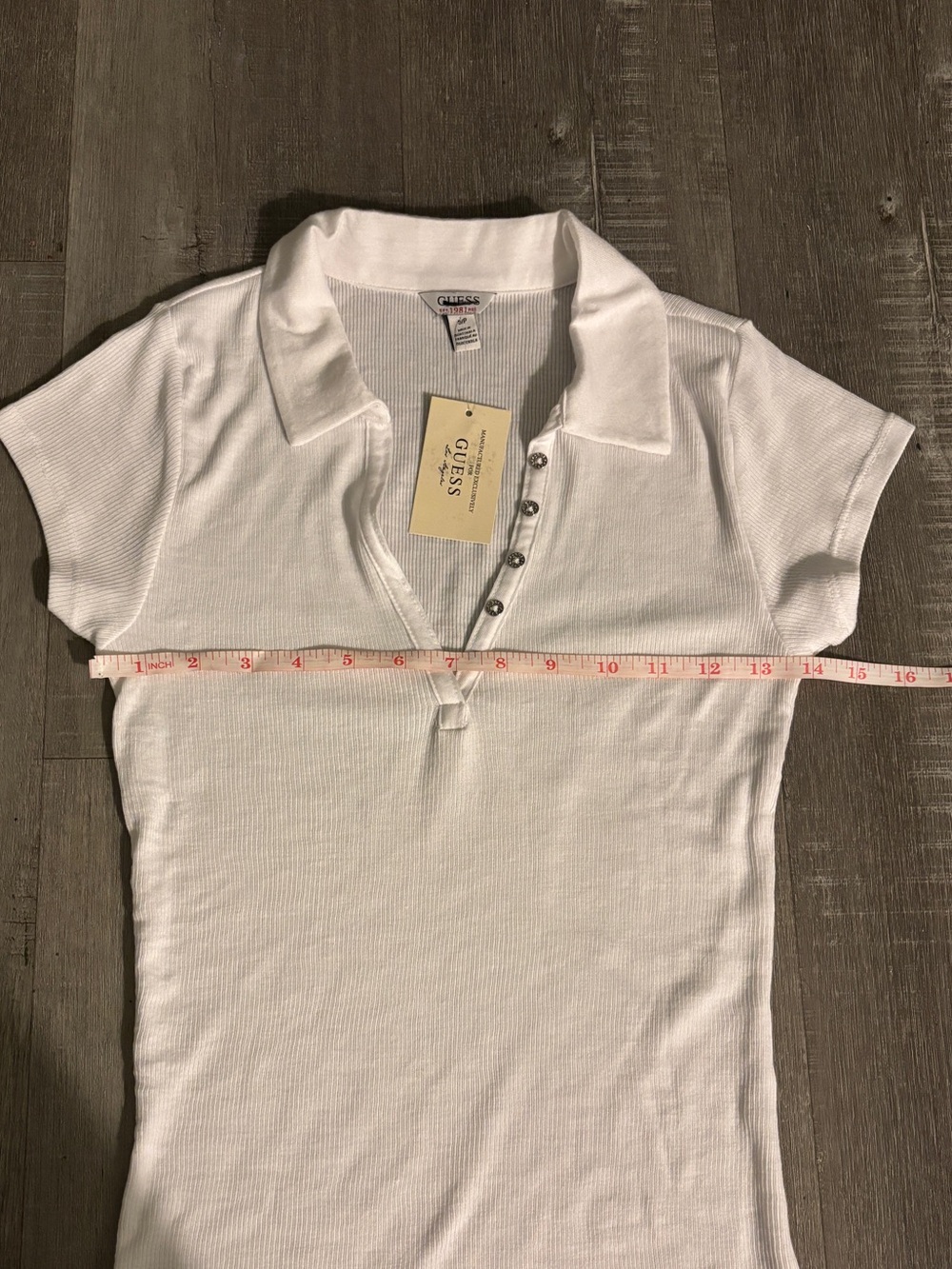 Guess White Ribbed Polo V-Neck Tee - Picture 7 of 8